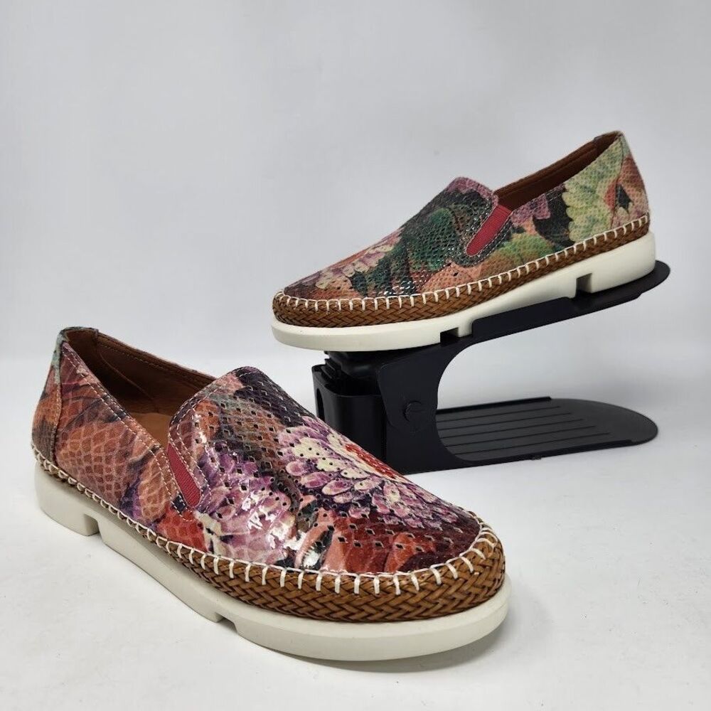 New L'Amour des Pieds Women's Stazzema Flats Floral Perforated Leather Size 7.5